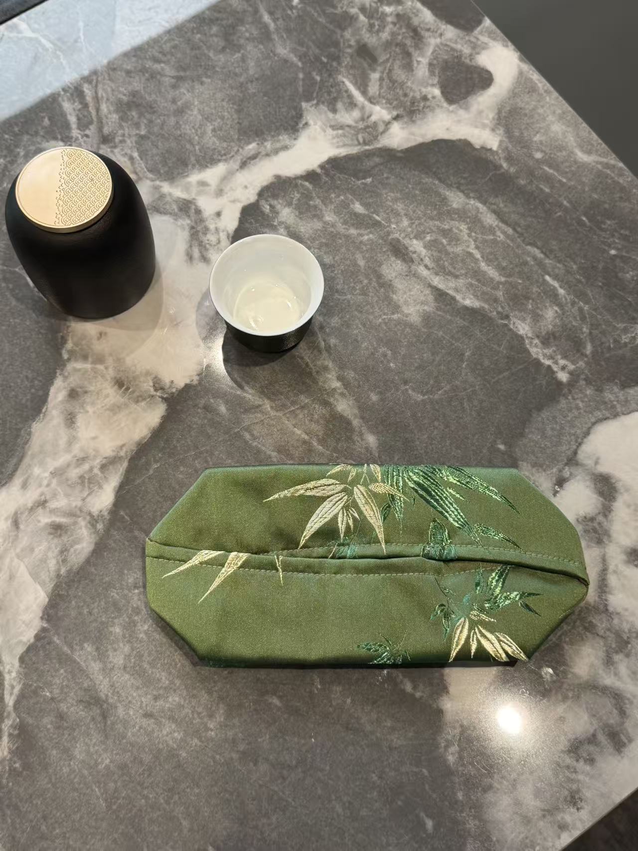 Bamboo Embroidered Jacquard Tissue Box Cover