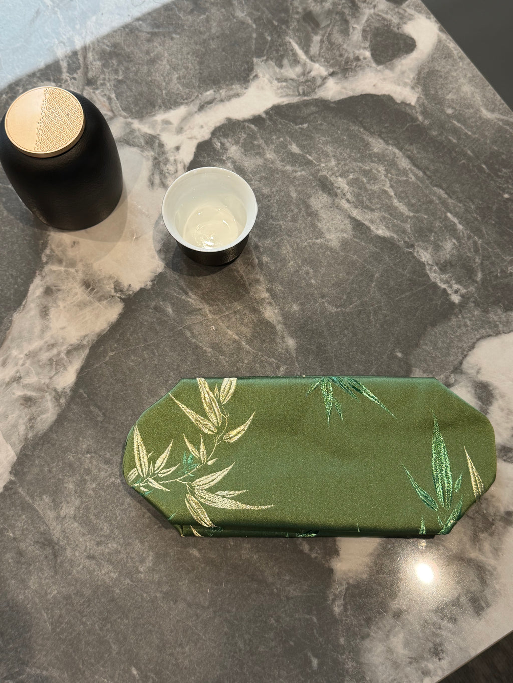 Bamboo Embroidered Jacquard Tissue Box Cover