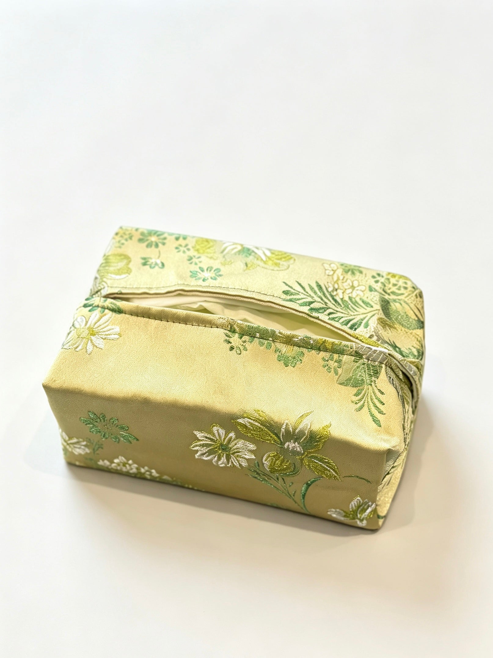 Vintage Jacquard Fabric Tissue Box Holder